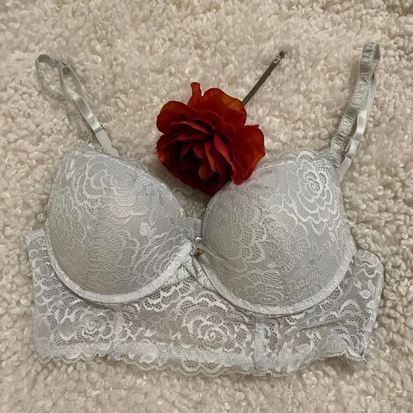 Daisy Fluentes Beautiful White Lace Extended Bra Size 36B - Picture 1 of 5